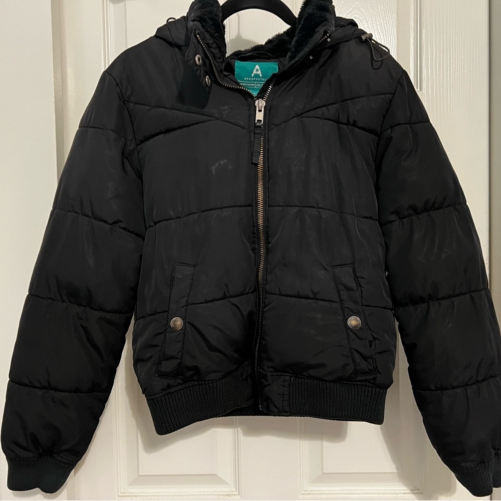 Aeropostale Black Remixed Down Jacket - Size M | Cozy & Lightweight 🖤